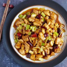 Gong Bao piščanec Gong Bao piščanec